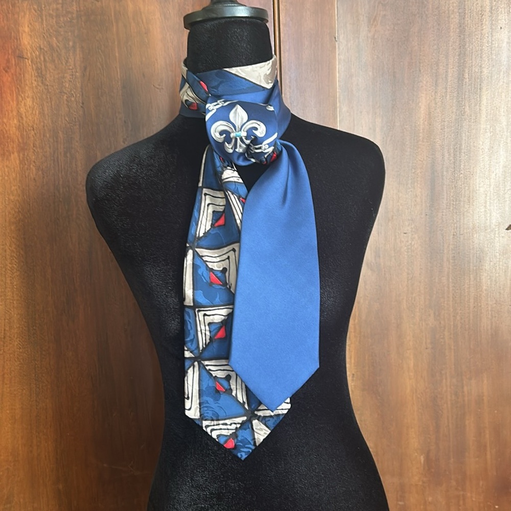 Vintage Silk Ties Scarf - Fluer De Lis - Picture 3 of 7